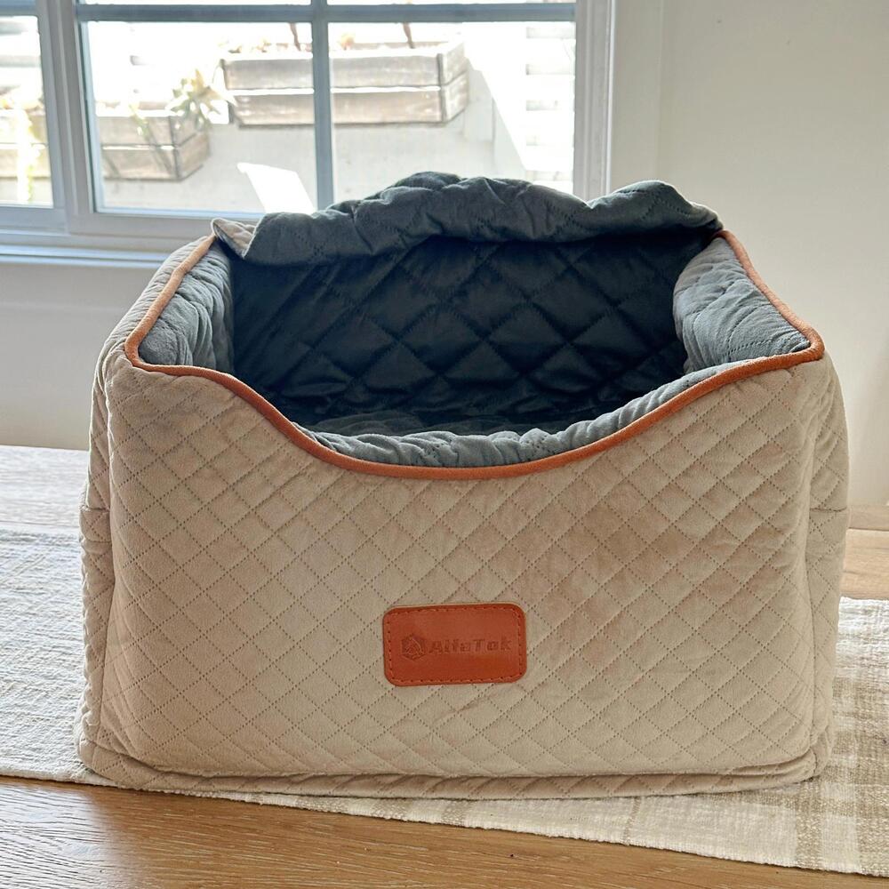 Dog Car Seat Booster - Picture 2 of 8